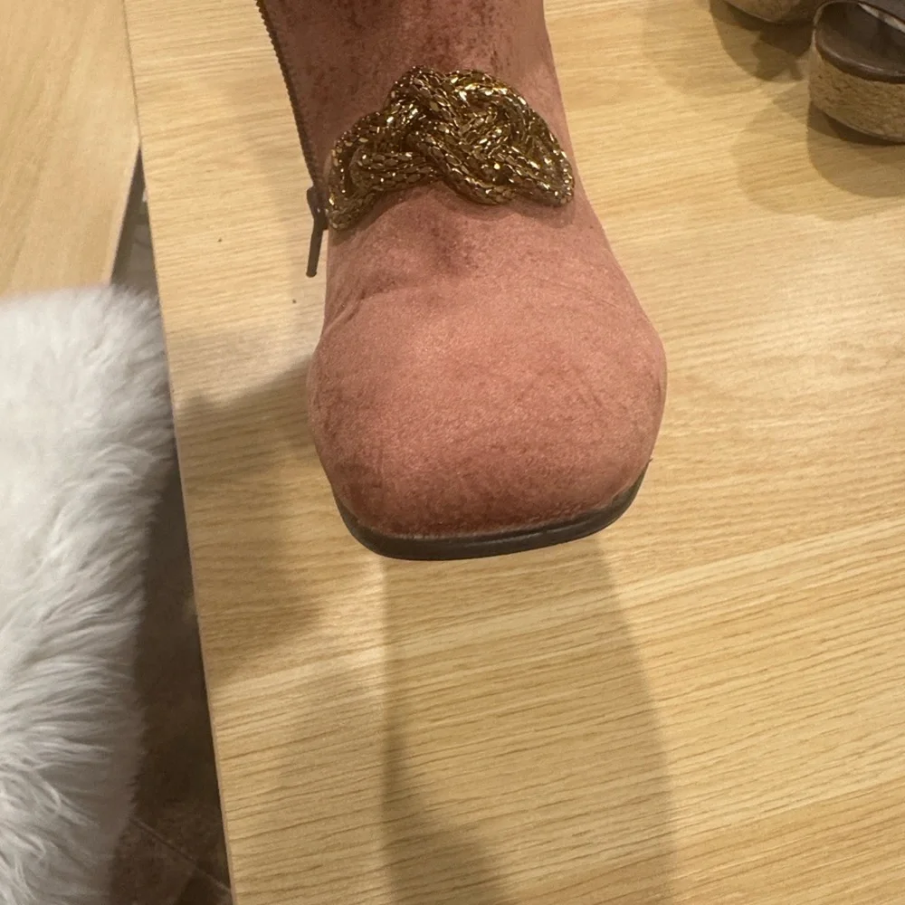 Anthropologie Pink Velvet Ankle Boots with Gold Detail - Picture 6 of 12